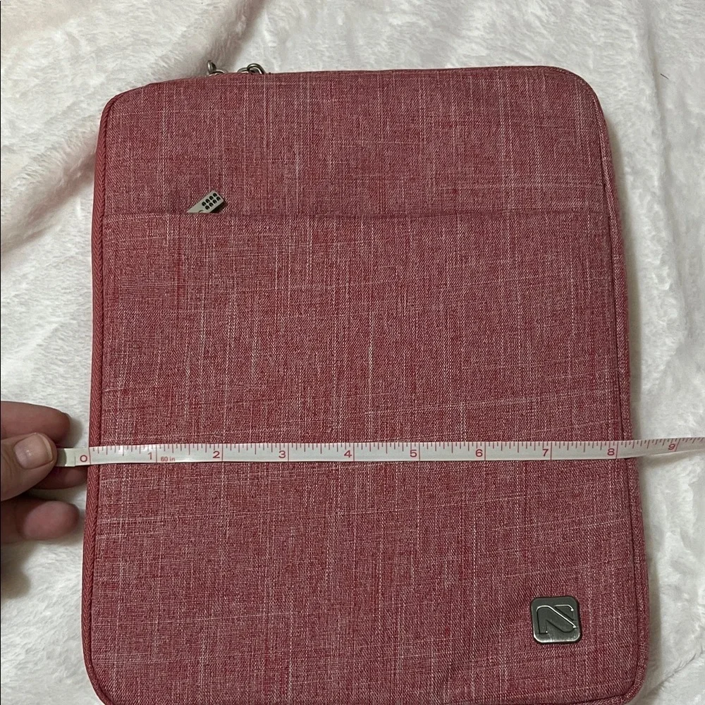 Nidoo Red Tablet Sleeve